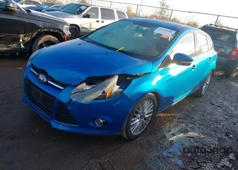 2014 Ford Focus Titanium из США, поврежденный, VIN 1FADP3N28EL298334